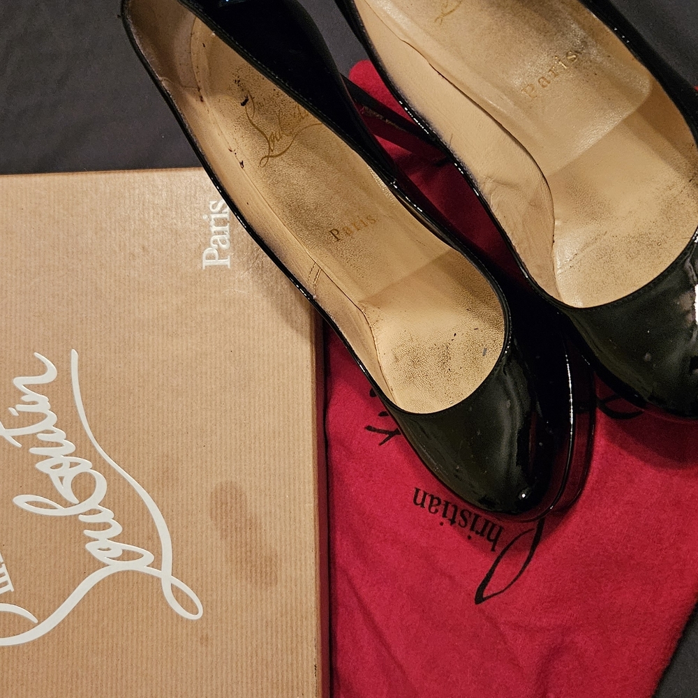 Christian Louboutin Women's Black Patent Leather Pumps